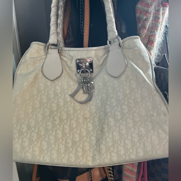 🌸Christian Dior tote bag🌸 - Picture 3 of 16